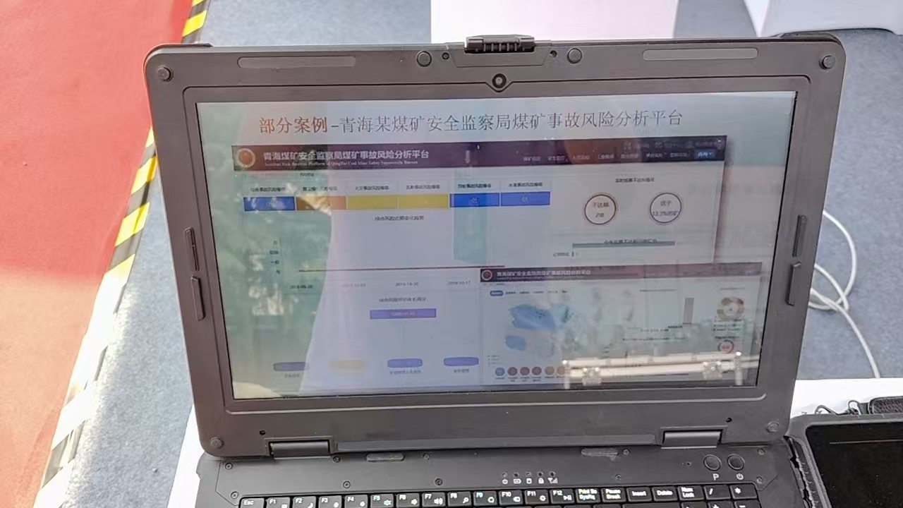 展會現場7.jpg